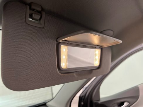 Used 2023 Chevrolet Equinox LT image 57