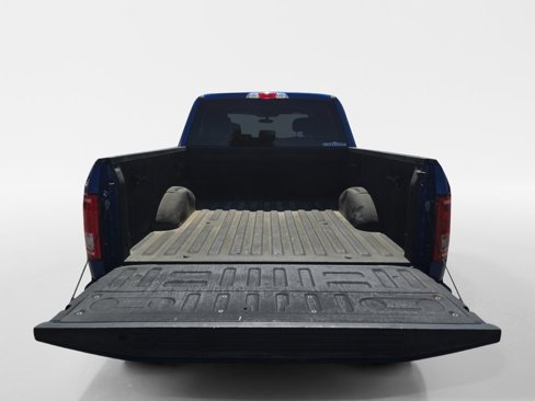 Used 2017 Ford F150 XLT image 9