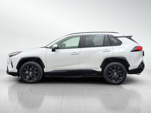 Used 2022 Toyota RAV4 SE image 6