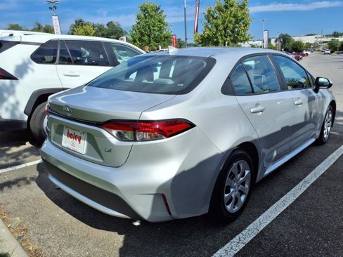 Certified 2020 Toyota Corolla LE image 2