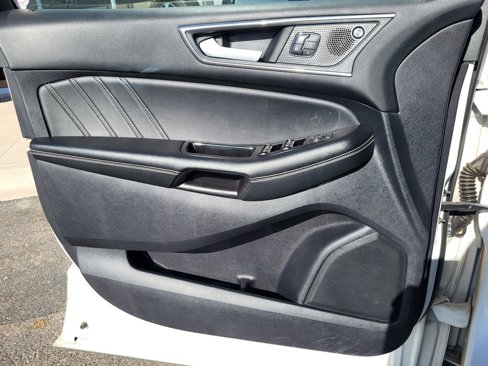 Used 2020 Ford Edge ST w/ Cold Weather Package image 6