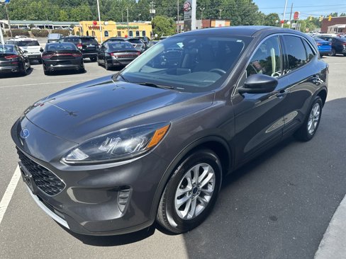 Used 2020 Ford Escape SE image 4