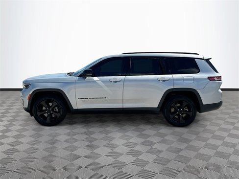 Used 2021 Jeep Grand Cherokee L Laredo image 8