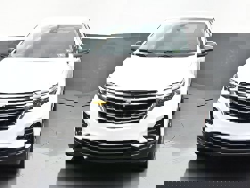 Certified 2022 Chevrolet Equinox LS w/ LS Convenience Package image 3