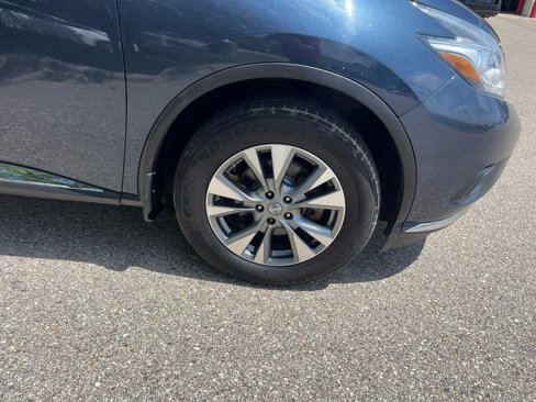 Used 2015 Nissan Murano AWD image 6