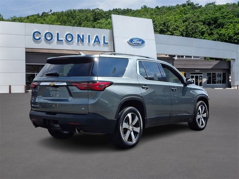 Used 2022 Chevrolet Traverse LT w/ LT Premium Package image 6