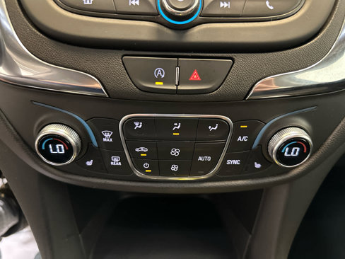 Used 2024 Chevrolet Equinox LT image 16