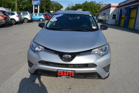 Used 2018 Toyota RAV4 LE image 8