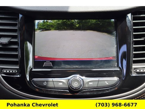 Used 2019 Chevrolet Trax LT w/ Sun & Sound Package image 11