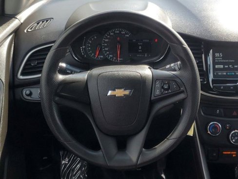 Used 2017 Chevrolet Trax LS image 24