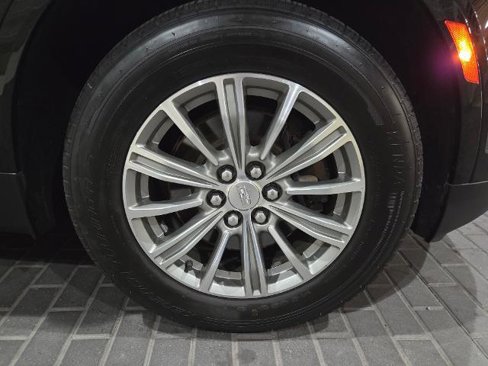 Used 2019 Cadillac XT5 Luxury image 9