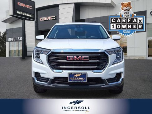 Used 2024 GMC Terrain SLE image 3