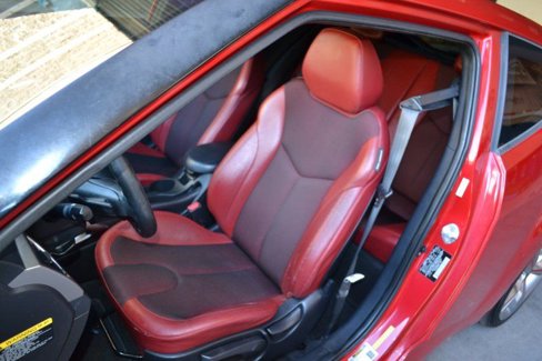Used 2012 Hyundai Veloster w/ Tech Pkg image 30