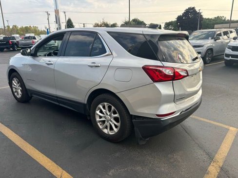 Used 2018 Chevrolet Equinox LT image 4