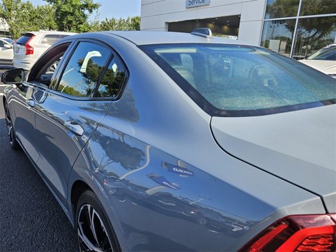 Certified 2024 Volvo S60 B5 Core image 9