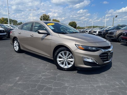 Used 2024 Chevrolet Malibu LT image 2