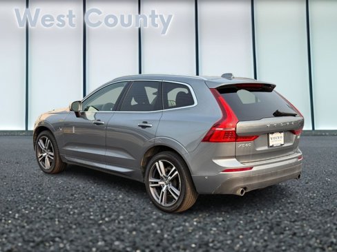 Used 2019 Volvo XC60 T5 Momentum w/ Multimedia Package image 7