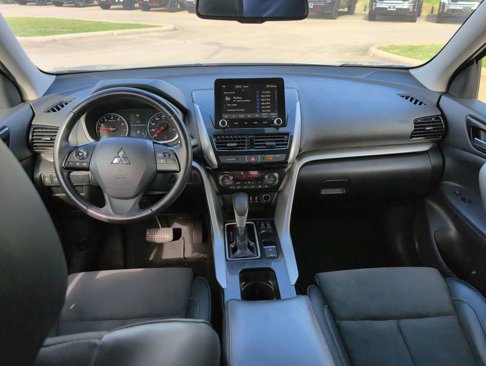 Used 2022 Mitsubishi Eclipse Cross SE image 12