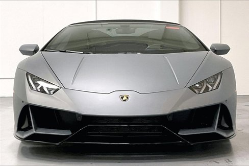 Used 2022 Lamborghini Huracan EVO image 2
