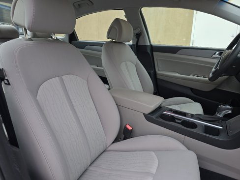 Used 2016 Hyundai Sonata SE image 25
