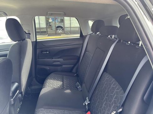 Used 2022 Mitsubishi Outlander Sport Black Edition image 11