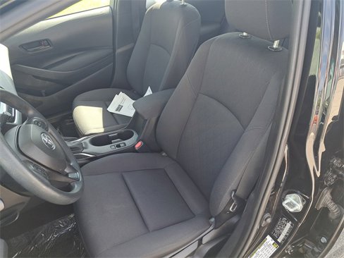 Used 2023 Toyota Corolla LE image 19