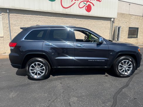 Used 2015 Jeep Grand Cherokee Limited image 18