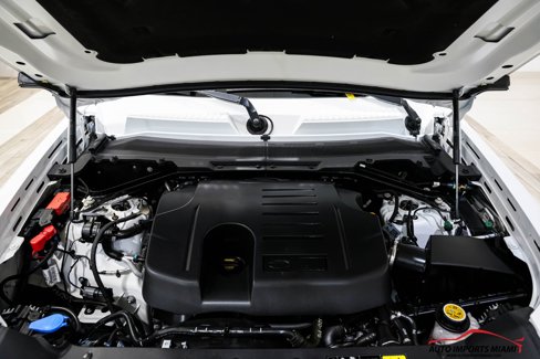 Used 2023 Land Rover Defender 110 X-Dynamic SE image 33