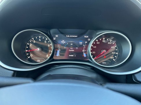 Used 2021 Jeep Compass Limited image 18