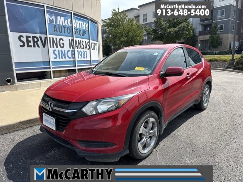 Used 2017 Honda HR-V LX image 1