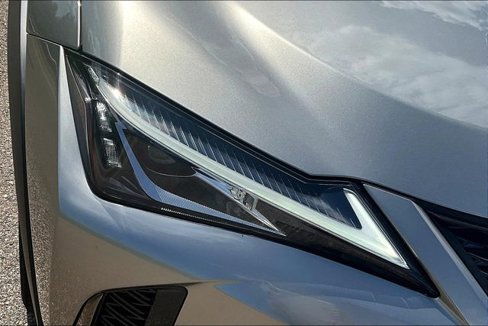 Used 2019 Lexus UX 200 image 30