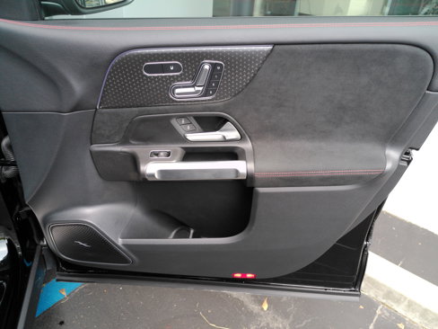 Certified 2024 Mercedes-Benz GLB 250 image 25