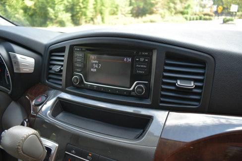 Used 2016 Nissan Quest SV w/ Leather Package image 23