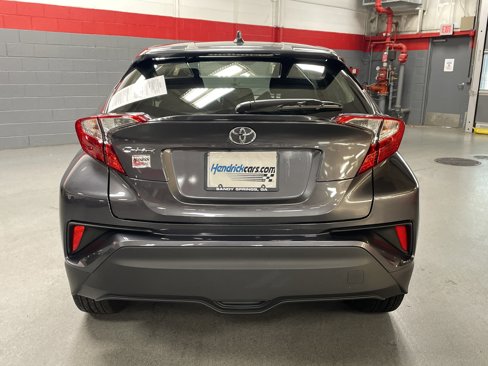 Certified 2020 Toyota C-HR LE image 9
