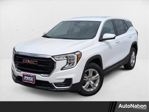 Used 2024 GMC Terrain SLE image 1