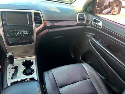 Used 2012 Jeep Grand Cherokee Laredo image 13