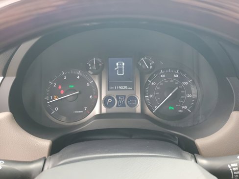 Used 2017 Lexus GX 460 Premium image 39