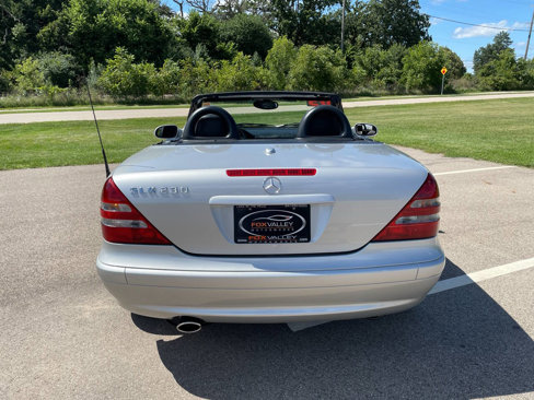 Used 2003 Mercedes-Benz SLK 230 image 21