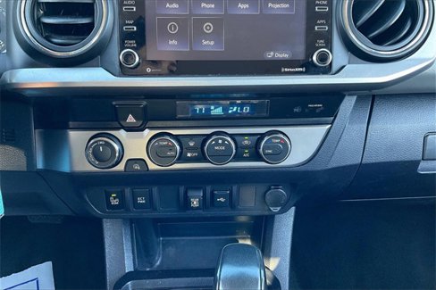 Used 2022 Toyota Tacoma SR5 image 33