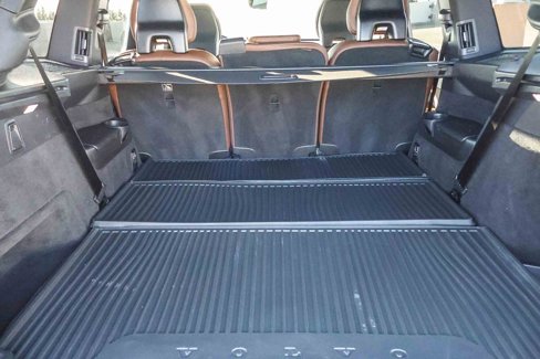 Used 2024 Volvo XC90 B6 Plus w/ Protection Package Premier image 24