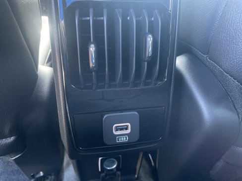 New 2025 Jeep Compass Limited image 26