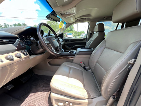 Used 2019 Chevrolet Tahoe LT w/ Luxury Package image 11