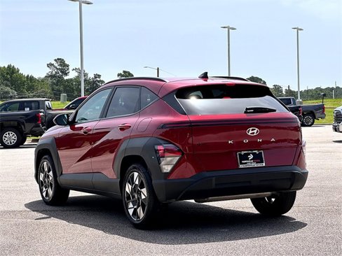 Used 2025 Hyundai Kona SEL image 6