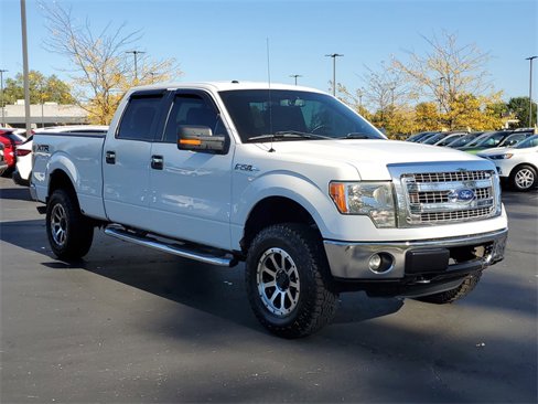 Used 2013 Ford F150 XLT w/ XTR Pkg image 2
