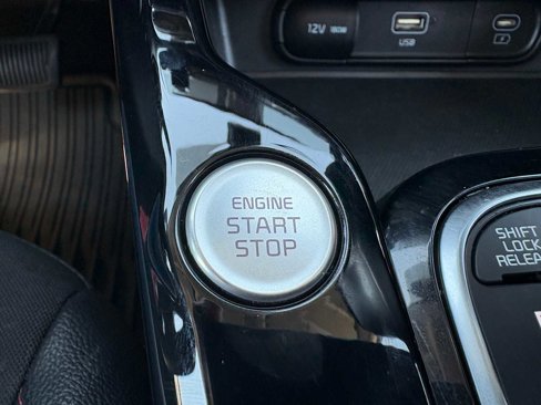 Used 2025 Kia Soul GT-Line image 27
