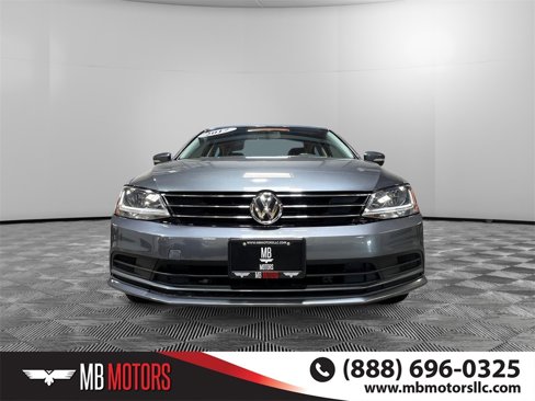 Used 2017 Volkswagen Jetta SE image 10