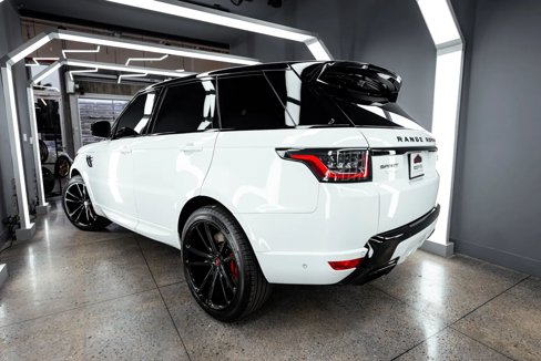 Used 2018 Land Rover Range Rover Sport Supercharged image 9