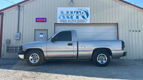 Used 2001 Chevrolet Silverado 1500 2WD Regular Cab image 9