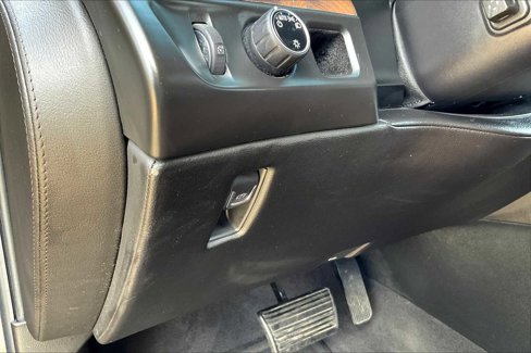 Used 2016 Cadillac Escalade ESV Premium image 33