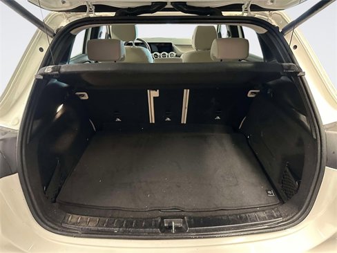 Used 2022 Mercedes-Benz GLA 250 4MATIC image 10